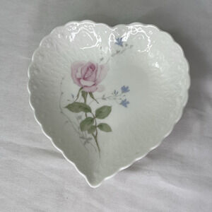 Vintage Mikasa Japan "WITH LOVE" Heart Shaped Porcelain Plate romantic collector